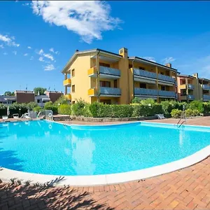 Garden Con Terrazzo E Piscina Appartamento